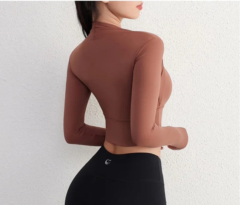 Cloud Hide Women’s Long Sleeve Yoga Crop Top